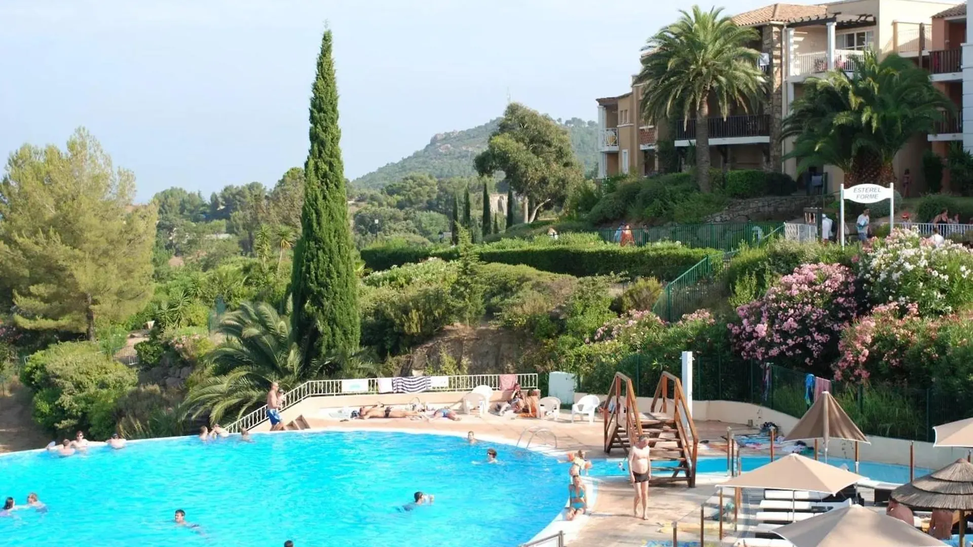 Daire Appartement Familial Avec Vue Sur La Mer A Agay 40 M² + Piscine Saint-Raphaël