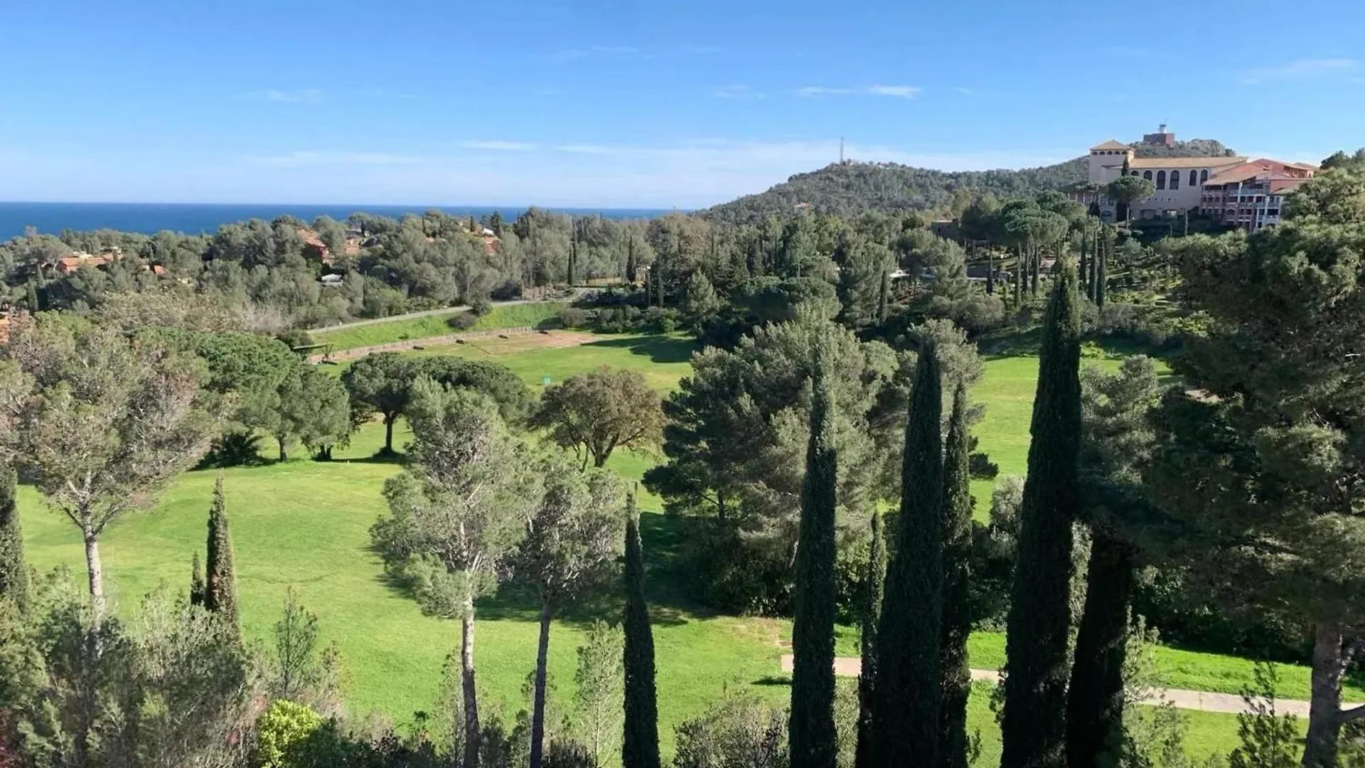 Appartement Familial Avec Vue Sur La Mer A Agay 40 M² + Piscine Saint-Raphaël Fransa